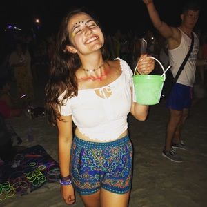 Meet your Posher, Sarah